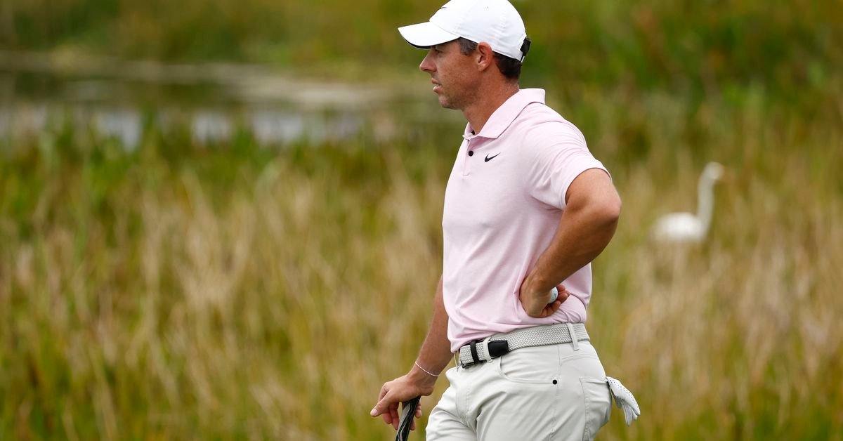 Rory McIlroy trébuche à Cognizant Classic, mordu par « Bear Trap »