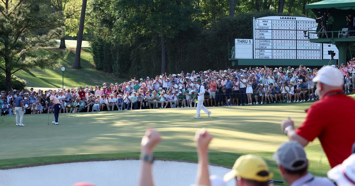 La victoire historique de Scottie Scheffler au Masters mérite des accessoires fous de la part des fans