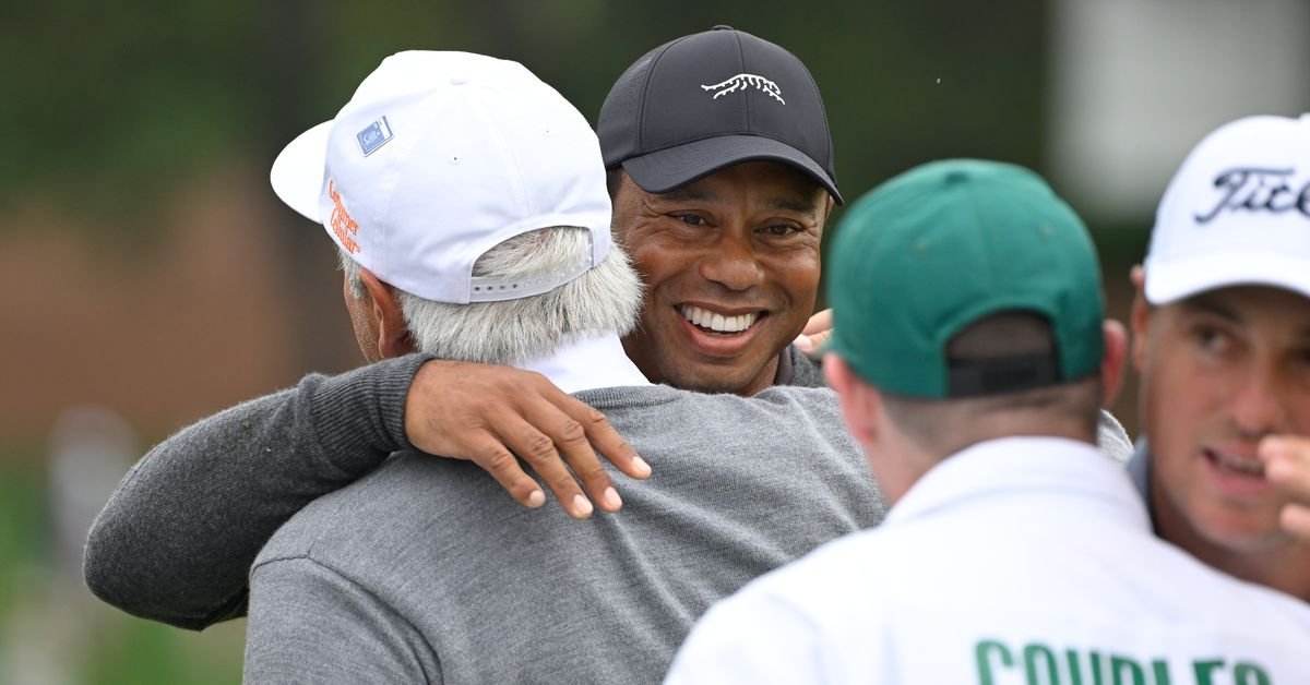 Masters : Fred Couples déclenche un avertissement à Tiger Woods au milieu d'un tour d'entraînement