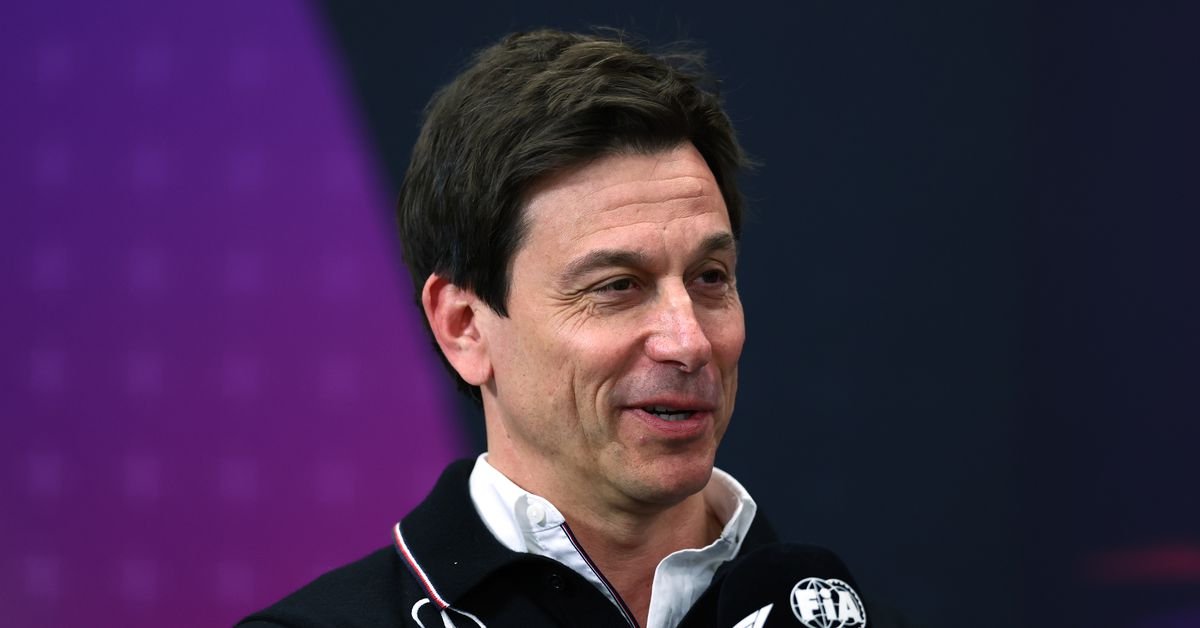 Toto Wolff a apparemment une liste restreinte de remplaçants pour Lewis Hamilton chez Mercedes