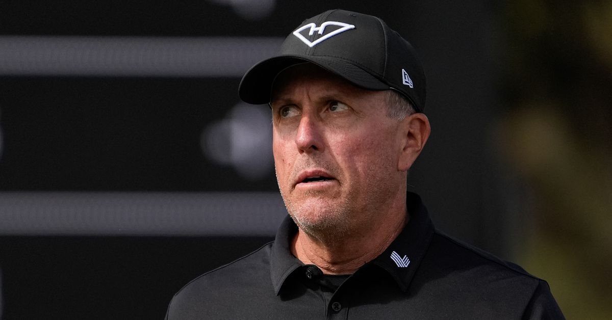 Phil Mickelson réagit au snipe de Brandel Chamblee avec un slam parfait sur le PGA Tour