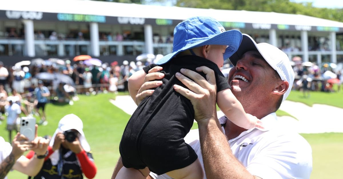 Le fils de Brooks Koepka donne une fouille incroyable à Bryson DeChambeau