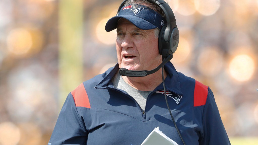 Bill Belichick rejoint « Inside the NFL » sur The CW pour la saison 2024