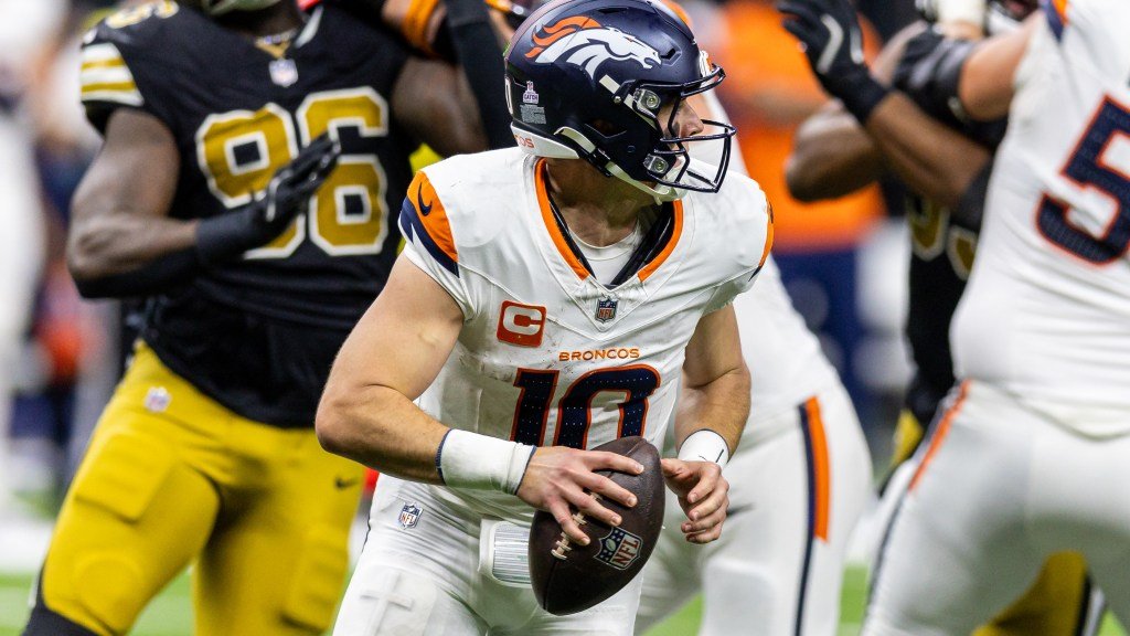 Les Broncos mettent les Saints en déroute dans «Thursday Night Football»