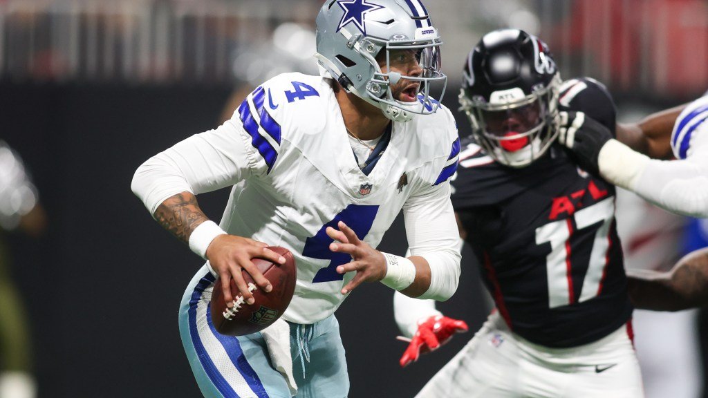 Combien d'argent Cowboys QB a-t-il gagné cette saison?