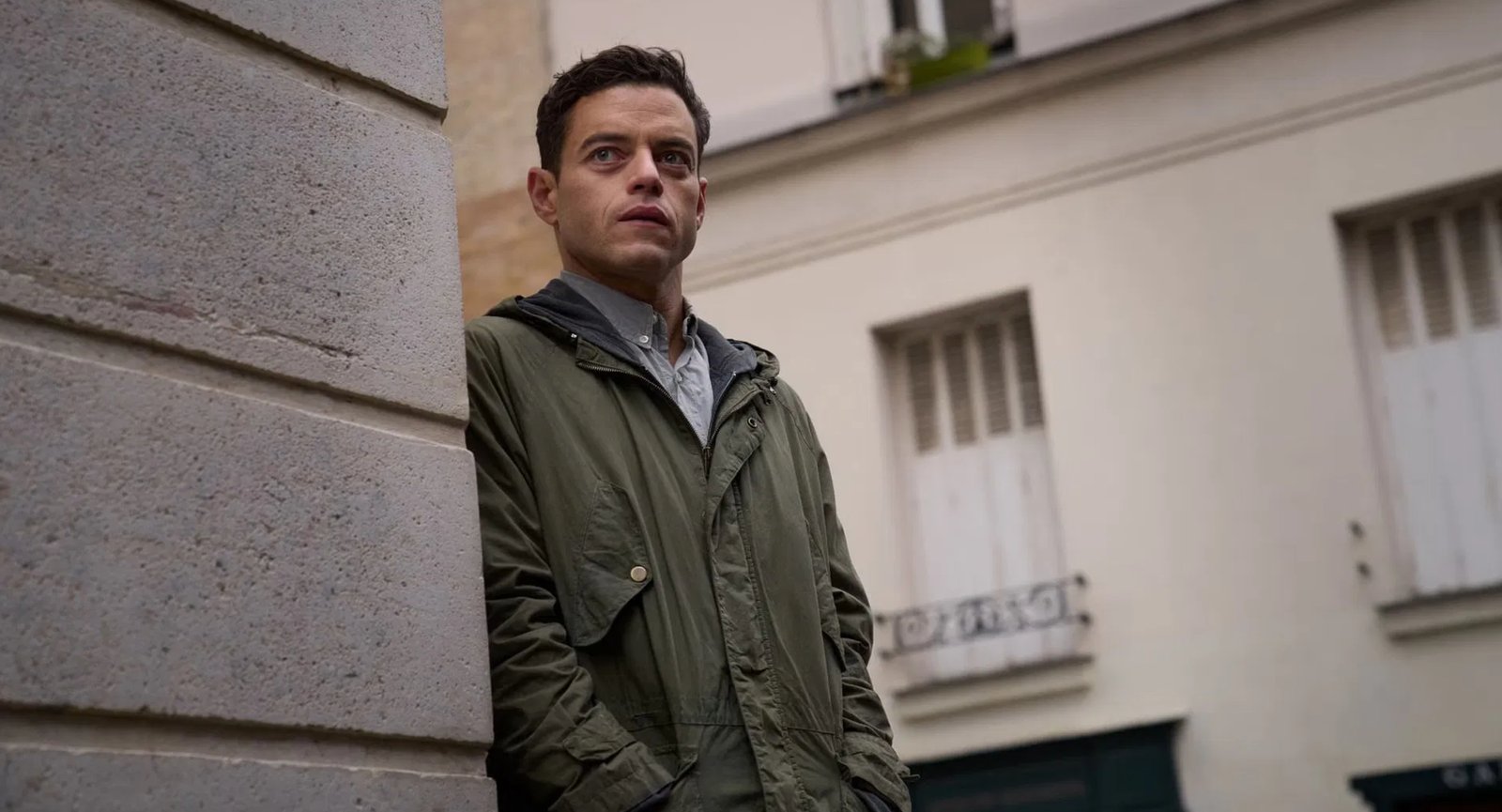 Rami Malek ancre un thriller d'espion lisse mais inégal
