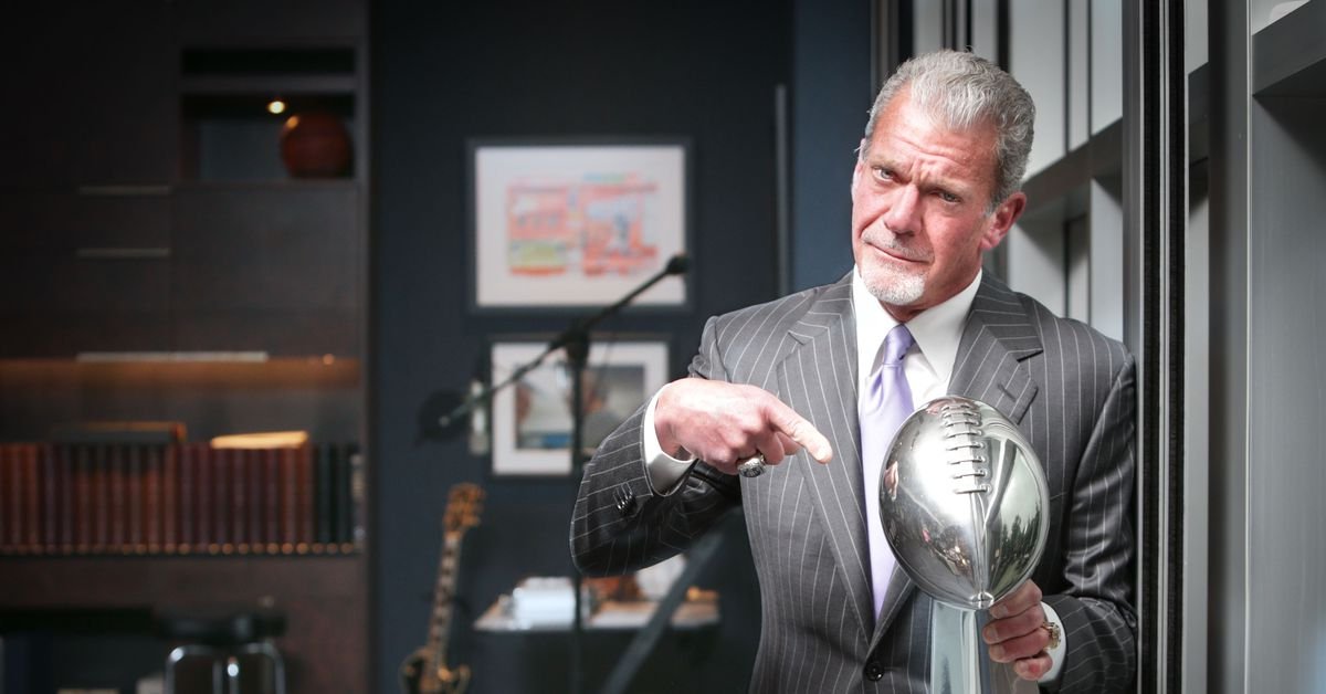 Jim Irsay, propriétaire légendaire de la NFL des Colts d'Indianapolis, décède